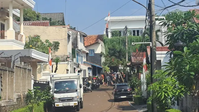 Massa Menjarah Rumah Menkeu Sri Mulyani
