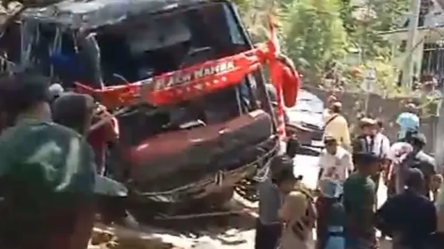 Fakta Kecelakaan Bus RS Bina Sehat di Lereng Gunung Bromo