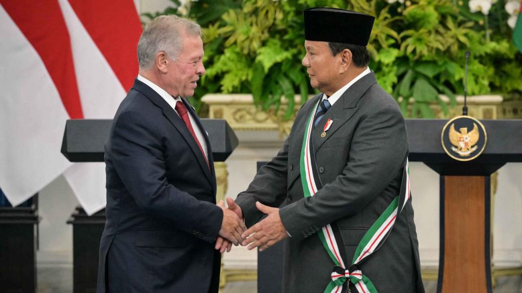Momen Hangat Prabowo dan Raja Abdullah II